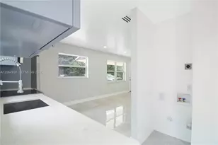 11715 NW 22nd Ct, Miami, FL 33167 - Photo 7