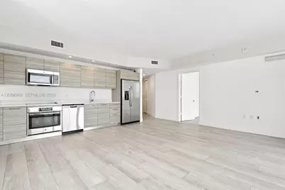 121 NE 34th St #2409, Miami, FL 33137 - Photo 15