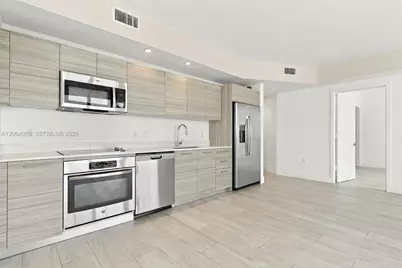 121 NE 34th St #2409, Miami, FL 33137 - Photo 17