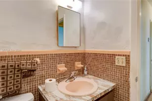 1730 SW 97th Pl, Miami, FL 33165 - Photo 29