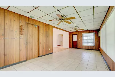 1730 SW 97th Pl, Miami, FL 33165 - Photo 21