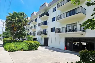 2620 NE 135th St, North Miami, FL 33181 - Photo 1