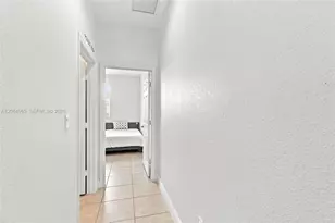 1075 SW 147th Ave, Pembroke Pines, FL 33027 - Photo 15