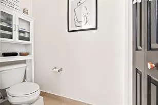 1075 SW 147th Ave, Pembroke Pines, FL 33027 - Photo 27