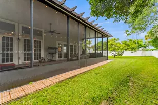 15887 NW 11th St, Pembroke Pines, FL 33028 - Photo 51