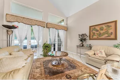 15887 NW 11th St, Pembroke Pines, FL 33028 - Photo 41