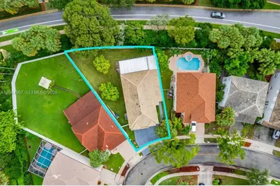 15887 NW 11th St, Pembroke Pines, FL 33028 - Photo 63
