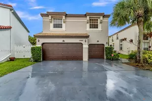 15887 NW 11th St, Pembroke Pines, FL 33028 - Photo 1