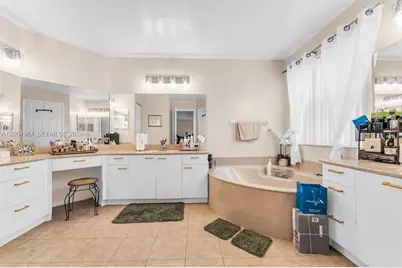 15887 NW 11th St, Pembroke Pines, FL 33028 - Photo 31