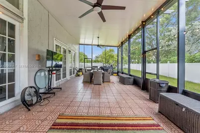 15887 NW 11th St, Pembroke Pines, FL 33028 - Photo 43