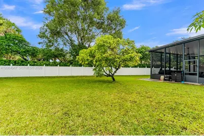 15887 NW 11th St, Pembroke Pines, FL 33028 - Photo 49