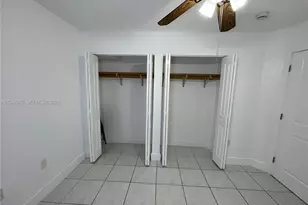 905 NW 82nd Ave, Miami, FL 33126 - Photo 17