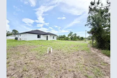 705 Colyer St E, Lehigh Acres, FL 33974 - Photo 65