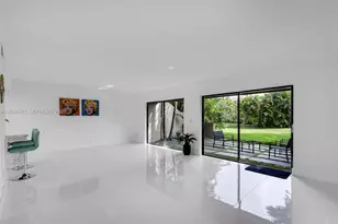 3843 Alcantara Ave, Doral, FL 33178 - Photo 5