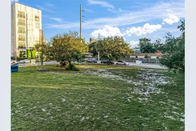 501 NW 7th Ter, Fort Lauderdale, FL 33311 - Photo 9