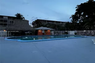 950 Hillcrest Dr, Hollywood, FL 33021 - Photo 25