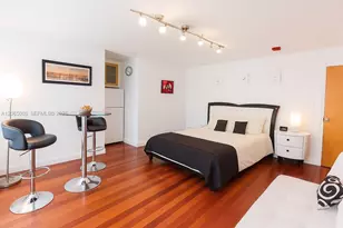 420 15th St, Miami Beach, FL 33139 - Photo 1
