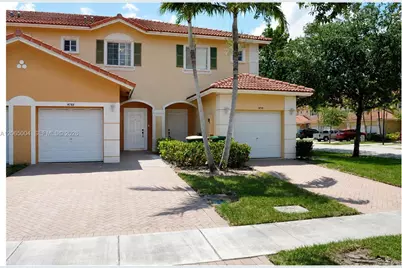 5733 Tuscany Way, Tamarac, FL 33321 - Photo 1