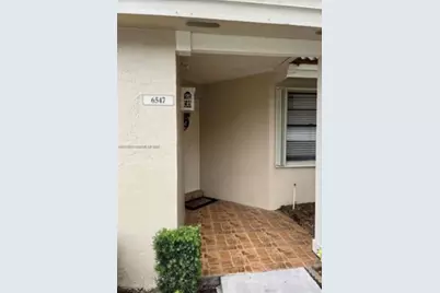 6547 NW 170th Ter, Hialeah, FL 33015 - Photo 3