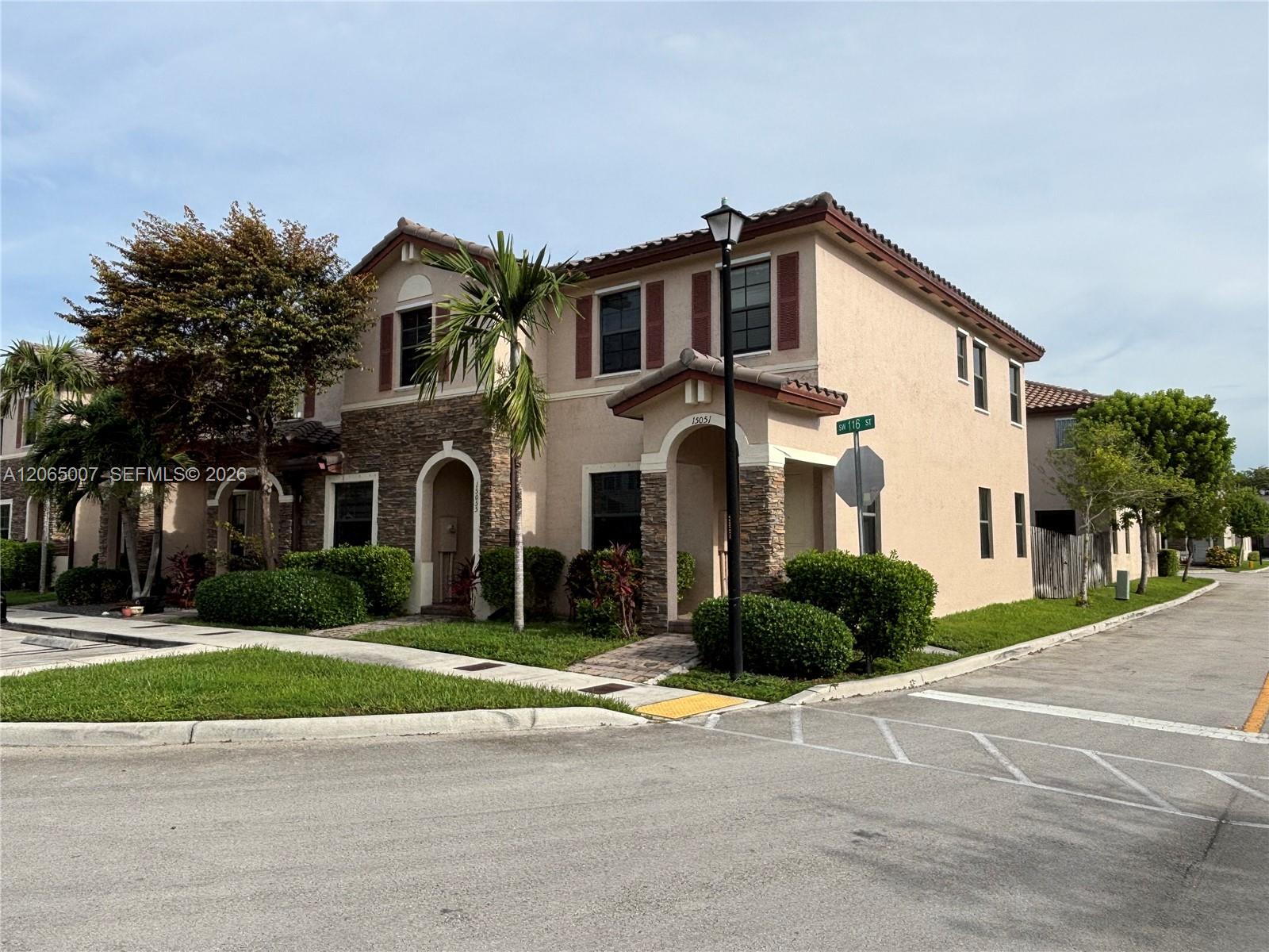 15051 SW 116th St - 15051 SW 116th St, Miami, FL 33196 Luxury Property | Jose Angel Pina