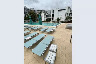 800 Parkview Dr #502, Hallandale Beach, FL 33009 - Photo 21