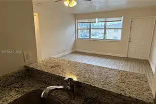 1006 Twin Lakes Dr, Coral Springs, FL 33071 - Photo 15