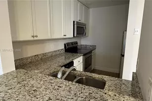 1006 Twin Lakes Dr, Coral Springs, FL 33071 - Photo 11