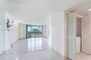 19101 NE 36th Ct, Aventura, FL 33180 - Photo 7