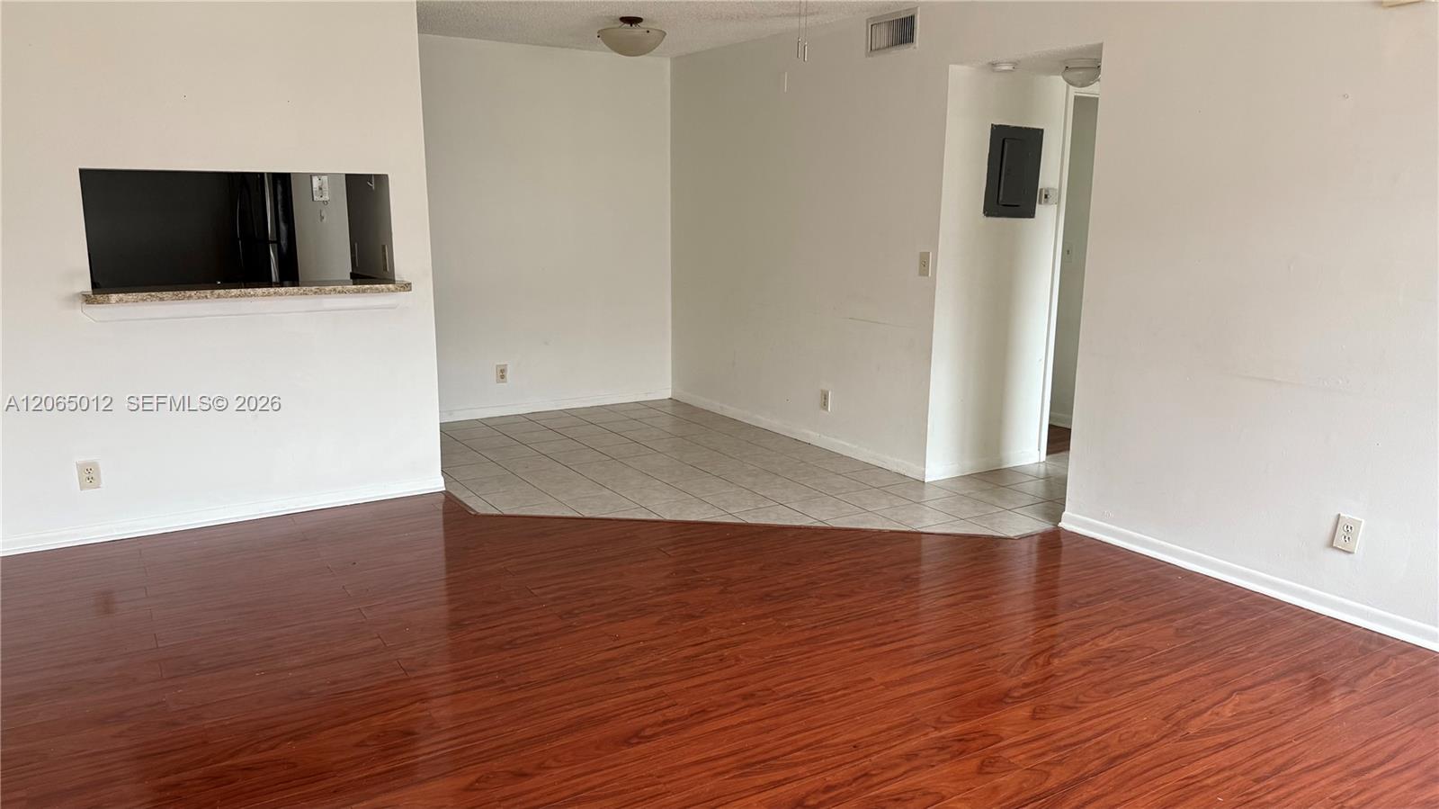 1032 Twin Lakes Dr #21-G - 1032 Twin Lakes Dr #21-G, Coral Springs, FL 33071 Luxury Property | Jose Angel Pina