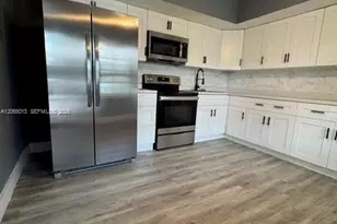 820 SE 12th St, Fort Lauderdale, FL 33316 - Photo 1