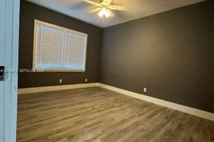 820 SE 12th St, Fort Lauderdale, FL 33316 - Photo 7