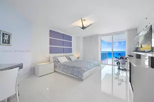 2711 S Ocean Dr, Hollywood, FL 33019 - Photo 9