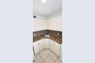10900 SW 196th St #420, Cutler Bay, FL 33157 - Photo 9
