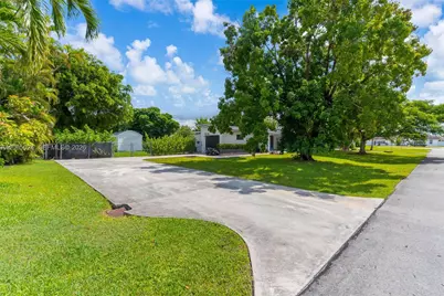 11243 SW 174th Ter, Miami, FL 33157 - Photo 3