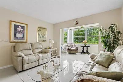 3150 Holiday Springs Blvd #8-112, Margate, FL 33063 - Photo 5