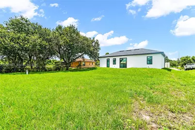 2923 2nd St, Lehigh Acres, FL 33976 - Photo 39