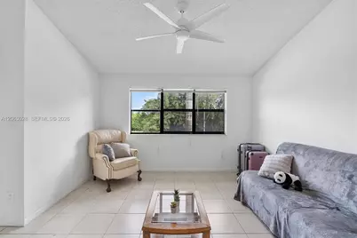 610 S Park Rd #35-1, Hollywood, FL 33021 - Photo 5