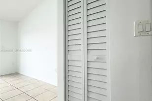 5580 W 26th Ct, Hialeah, FL 33016 - Photo 19