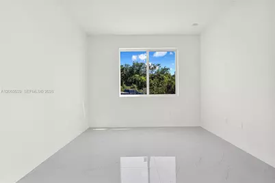 22555 SW 125th Ave, Miami, FL 33170 - Photo 13
