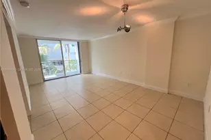 1605 Bay Rd, Miami Beach, FL 33139 - Photo 9