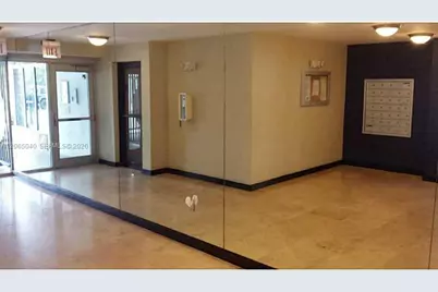 1605 Bay Rd #403, Miami Beach, FL 33139 - Photo 1