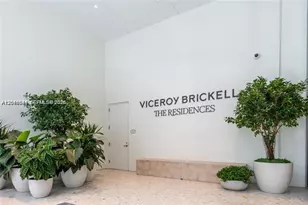 77 SE 5th St, Miami, FL 33131 - Photo 45