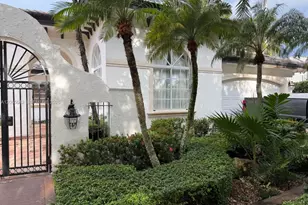 15901 NW 83rd Pl, Miami Lakes, FL 33016 - Photo 5
