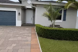 30662 SW 193rd Ct, Homestead, FL 33030 - Photo 5