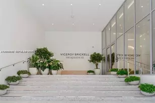 77 SE 5th St, Miami, FL 33131 - Photo 47