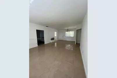 33 NW 87th St, El Portal, FL 33150 - Photo 5