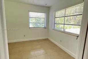 33 NW 87th St, El Portal, FL 33150 - Photo 11
