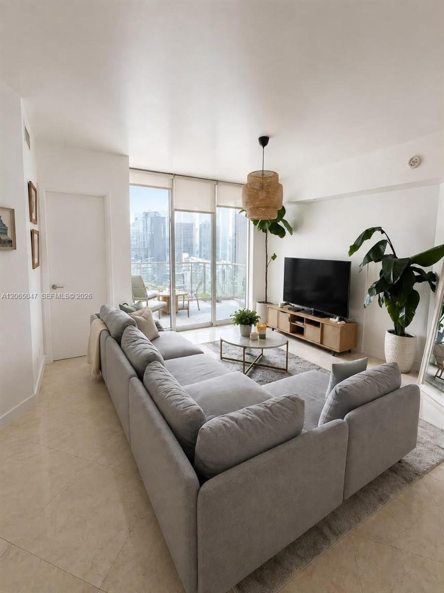 350 S Miami Ave #2904 - 350 S Miami Ave #2904, Miami, FL 33130 Luxury Property | Jose Angel Pina