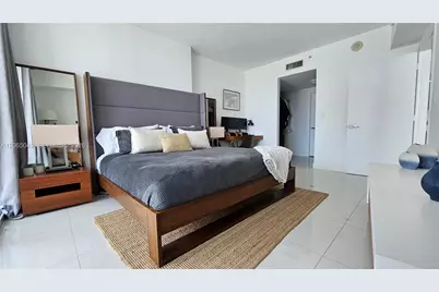 1750 N Bayshore Dr #2010, Miami, FL 33132 - Photo 13