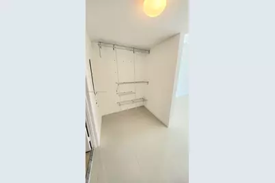 1750 N Bayshore Dr #2010, Miami, FL 33132 - Photo 17